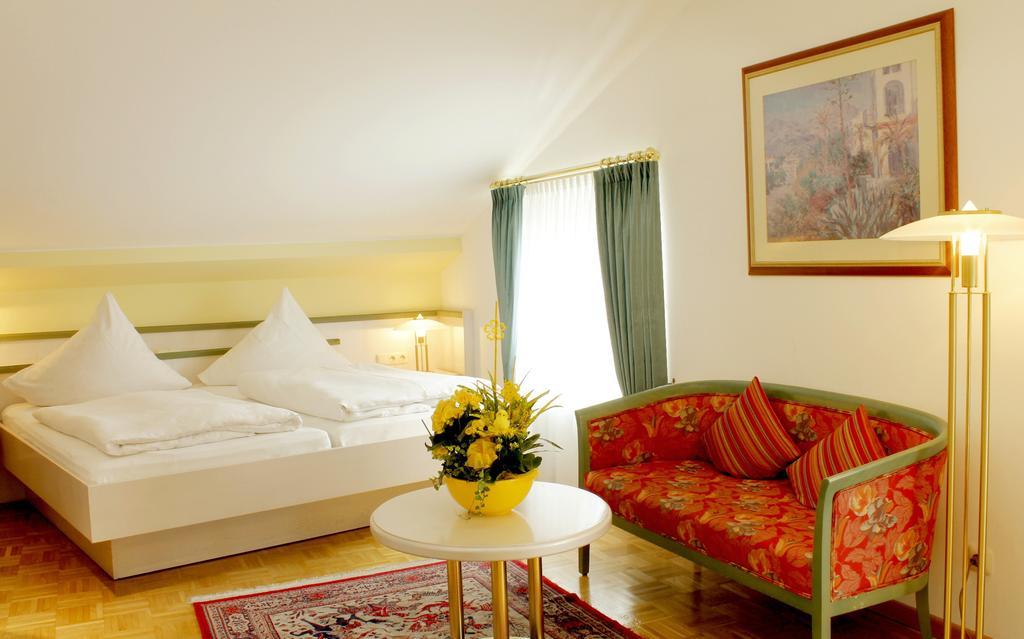 AppartementPension Zum Zacherl Feldkirchen  Zimmer foto